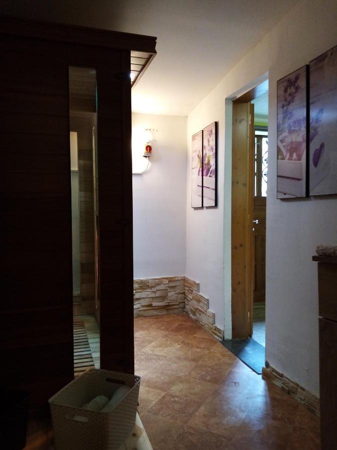 LAURA APARTMAN 3 személyes infraszaunával Nagykanizsa Esterno foto